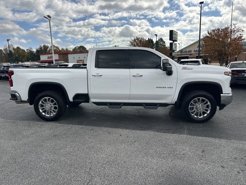 Certified 2025 Chevrolet Silverado 2500 LTZ w/ LTZ Plus Package image 9