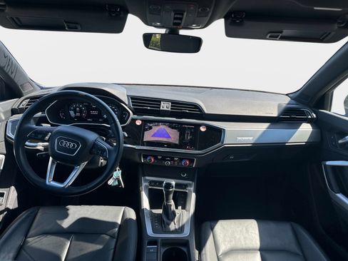 Used 2025 Audi Q3 2.0T Premium AWD/4WD image 9