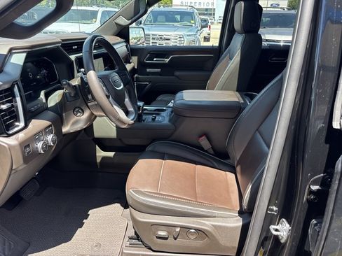 Used 2026 GMC Sierra 1500 Denali AWD/4WD image 15