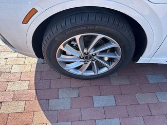 Used 2025 Lincoln Corsair Grand Touring video 2