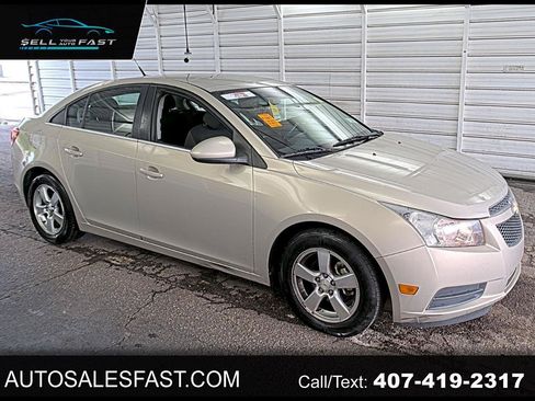 Used 2012 Chevrolet Cruze LT FWD image 1