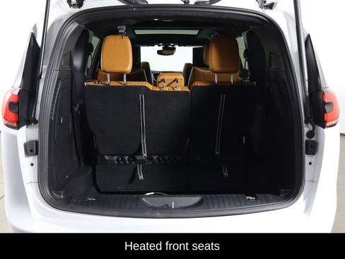 Used 2024 Chrysler Pacifica Pinnacle image 19