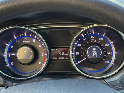 Used 2011 Hyundai Sonata GLS FWD image 17