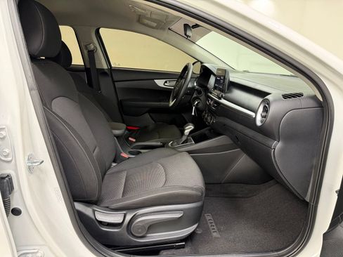 Used 2024 Kia Forte LXS FWD image 22