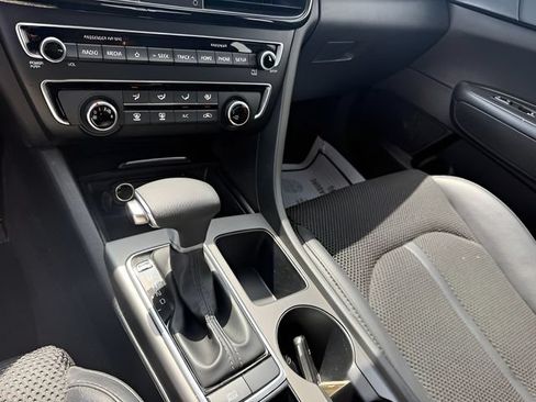 Used 2020 Kia Optima S FWD image 16