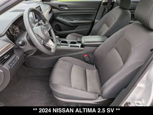 Used 2024 Nissan Altima 2.5 SV FWD image 19