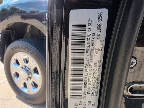 Used 2018 RAM 2500 Lone Star image 27