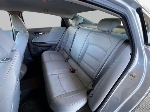 Used 2019 Chevrolet Malibu LS FWD image 16