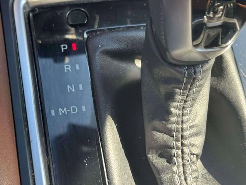 Certified 2023 Subaru Forester Touring AWD/4WD image 26