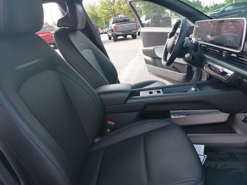 Used 2023 Hyundai Ioniq 6 SEL RWD image 10
