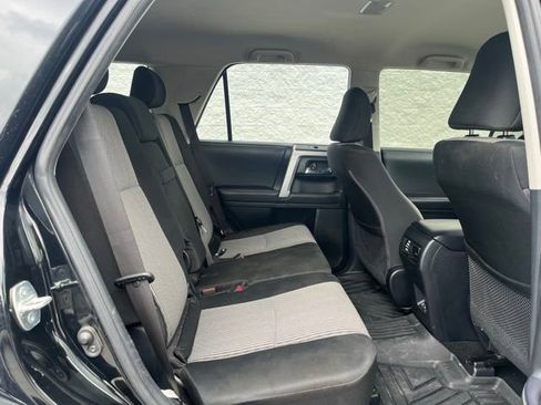 Used 2022 Toyota 4Runner SR5 image 9