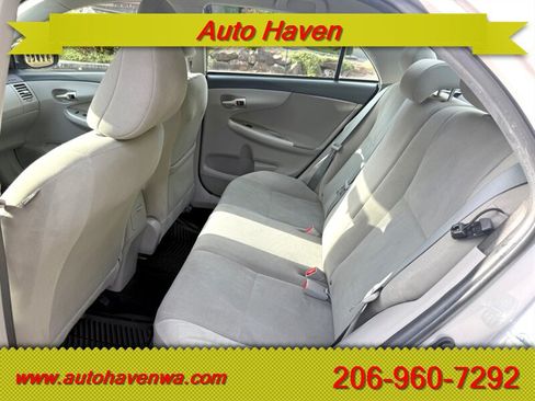 Used 2012 Toyota Corolla LE FWD image 11