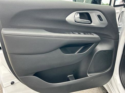 New 2026 Chrysler Pacifica Limited w/ S Appearance Package image 53