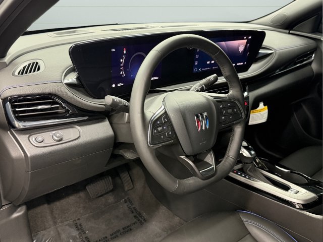Used 2025 Buick Envista Sport Touring w/ Convenience I Package FWD image 11
