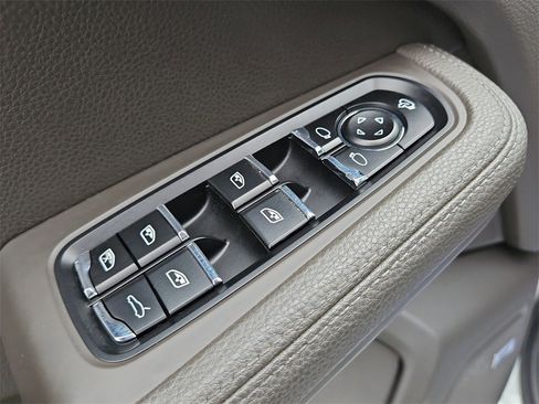 Used 2016 Porsche Macan S image 34