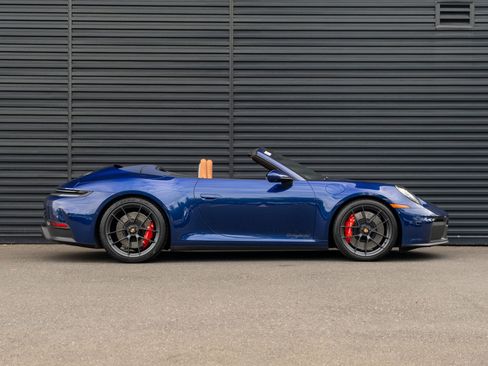 Certified 2025 Porsche 911 Carrera GTS RWD image 9