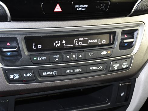 Used 2021 Honda Pilot EX-L image 29