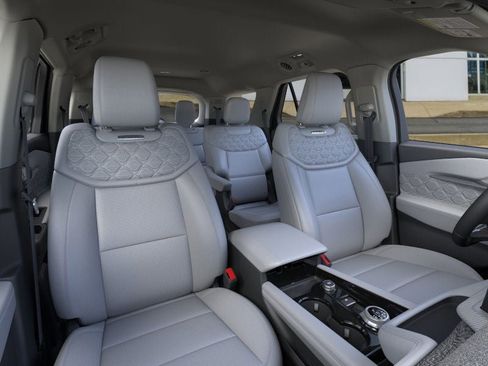 New 2026 Ford Explorer Platinum AWD/4WD image 10