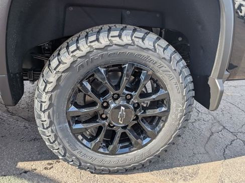 New 2026 Chevrolet Silverado 2500 High Country w/ High Country Premium Package AWD/4WD image 25