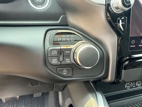 New 2026 RAM 1500 Big Horn AWD/4WD image 14