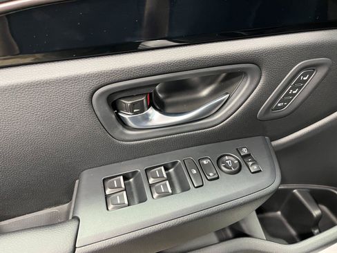 Used 2026 Honda Pilot TrailSport image 13