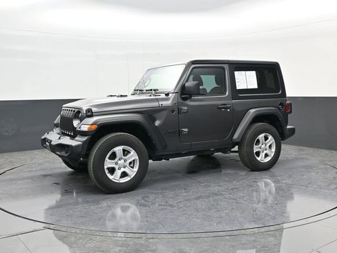 Used 2021 Jeep Wrangler Sport S image 3