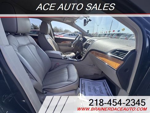 Used 2013 Lincoln MKX AWD image 11