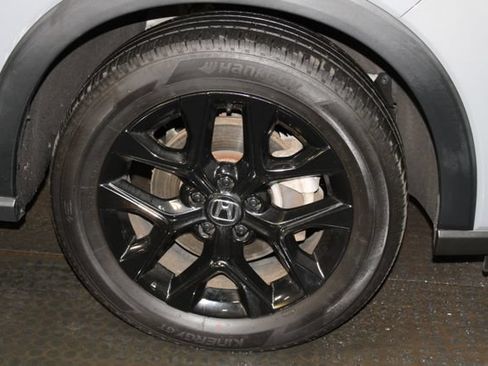 Used 2024 Honda HR-V Sport image 35
