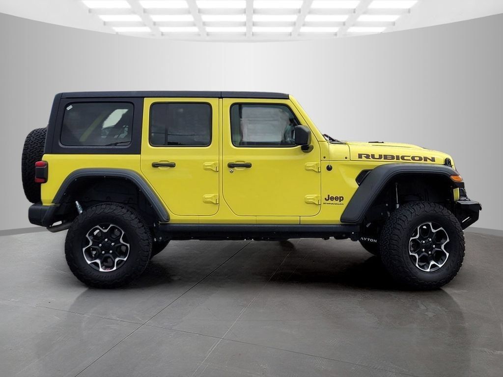Used 2023 Jeep Wrangler Unlimited Rubicon w/ LED Lighting Group AWD/4WD image 2