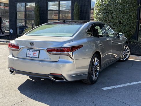 Used 2018 Lexus LS 500 w/ Interior Upgrade Package image 12
