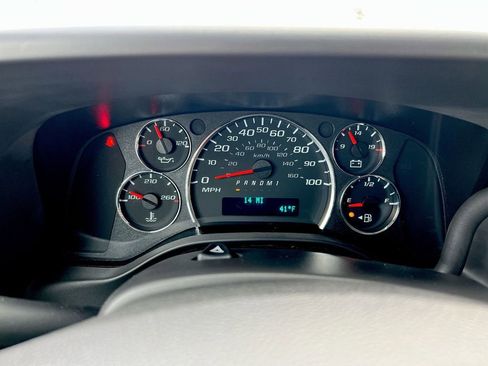 New 2025 GMC Savana 3500 w/ Power Convenience Package RWD image 29