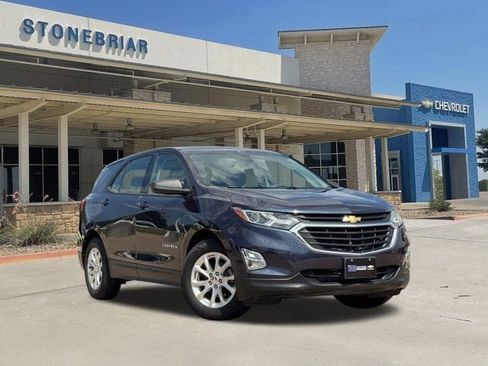 Used 2019 Chevrolet Equinox LS FWD image 1