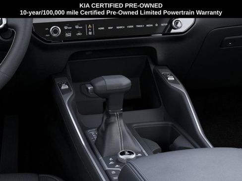 Certified 2025 Kia Sorento S AWD/4WD image 23
