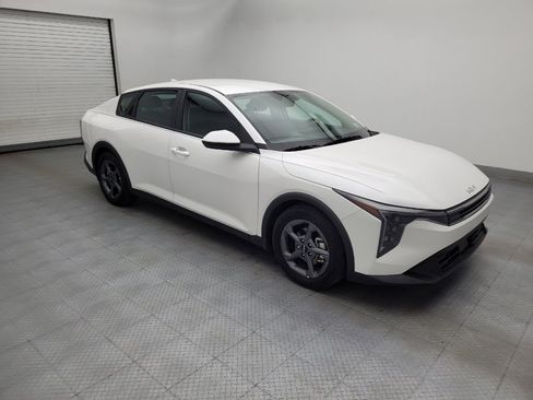 Used 2025 Kia K4 FWD image 11