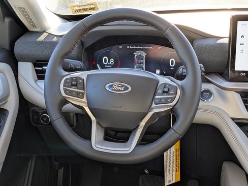 New 2026 Ford Explorer Active w/ Active Comfort Package image 19