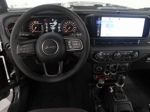 New 2026 Jeep Wrangler Unlimited Rubicon image 10