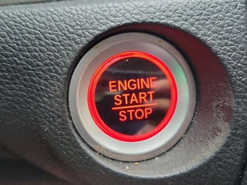 Used 2017 Honda Civic Touring image 34