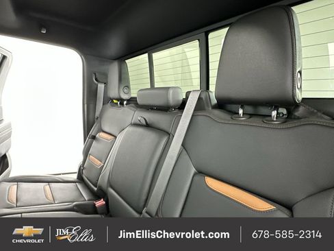 Used 2024 GMC Sierra 2500 AT4 w/ AT4 Premium Plus Package image 27