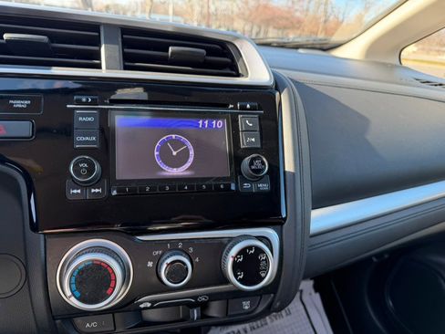 Used 2015 Honda Fit LX image 11