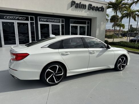 Used 2020 Honda Accord Sport image 4