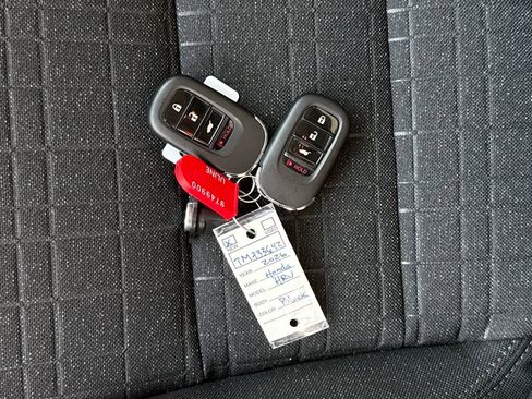 New 2026 Honda HR-V LX image 27