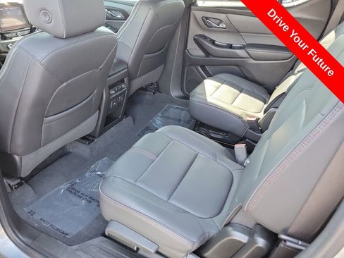 Used 2023 Chevrolet Traverse RS w/ LPO, Floor Liner Package FWD image 26