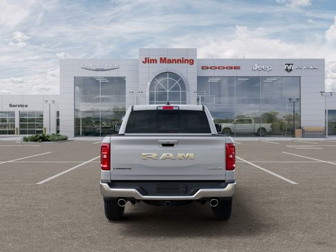 New 2026 RAM 1500 Laramie AWD/4WD image 7