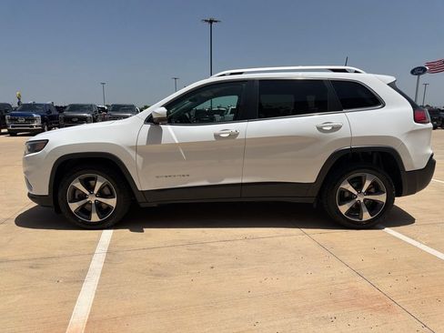 Used 2020 Jeep Cherokee Limited FWD image 6