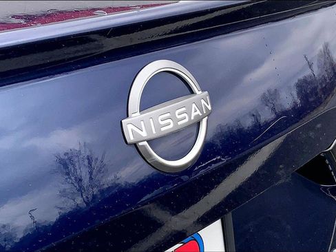 Used 2024 Nissan Altima 2.5 SR AWD/4WD image 30
