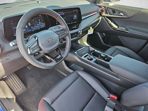New 2026 Chevrolet Equinox RS w/ Convenience Package III FWD image 3