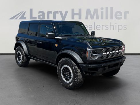 Used 2025 Ford Bronco Badlands AWD/4WD image 7