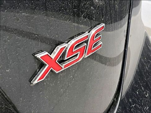 Used 2020 Toyota Corolla XSE image 27