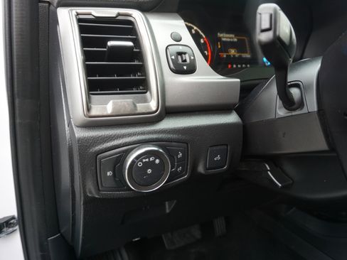 Used 2021 Ford Ranger XLT image 12