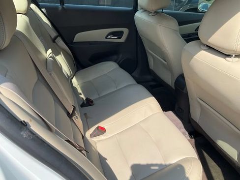 Used 2015 Chevrolet Cruze LT FWD image 8